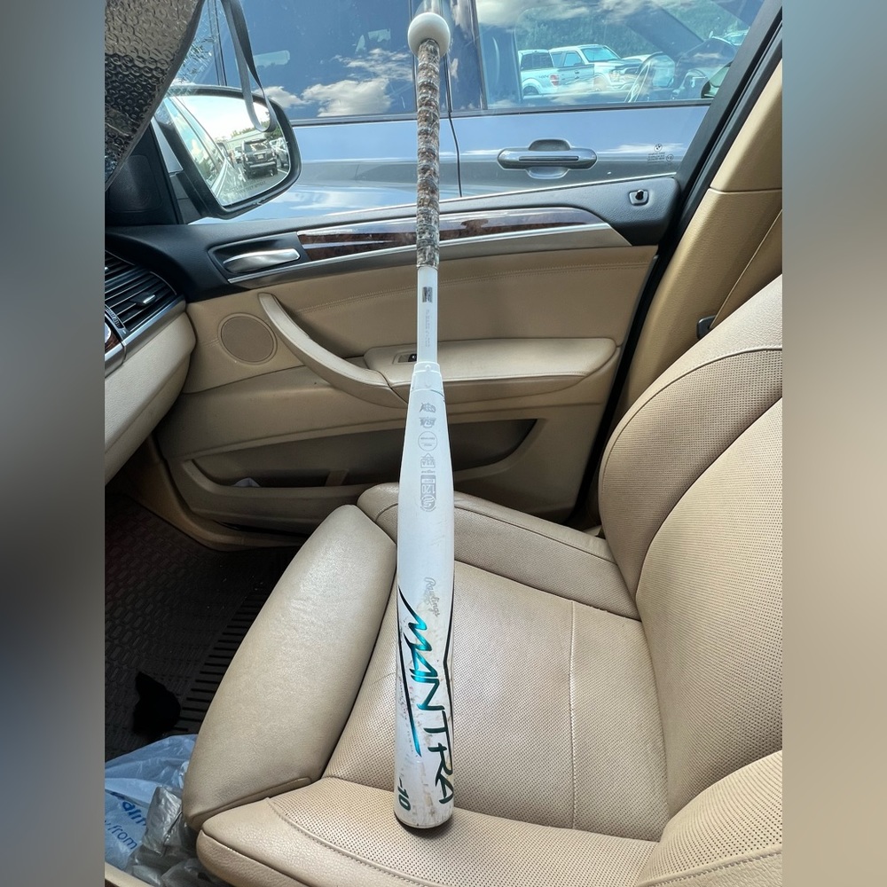 Rawlings Mantra+/32in 20oz/still under warranty